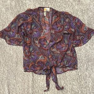 EUC purple Paisley Chiffon Tie-Front Top with ruffle bell sleeve size sm